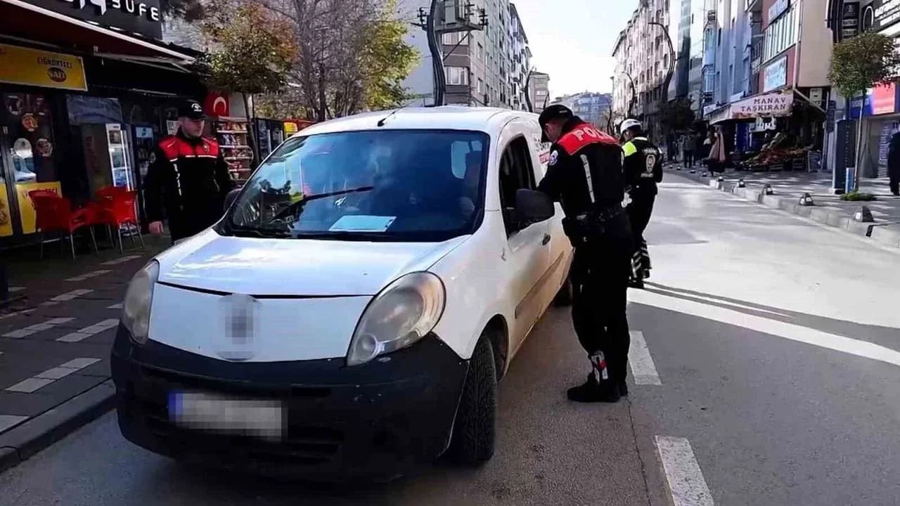 Kent Genelinde Dev Operasyon: Bir Haftada 197 Şüpheli Yakalandı Kent Genelinde Dev Operasyon: Bir Haftada 197 Şüpheli Yakalandı