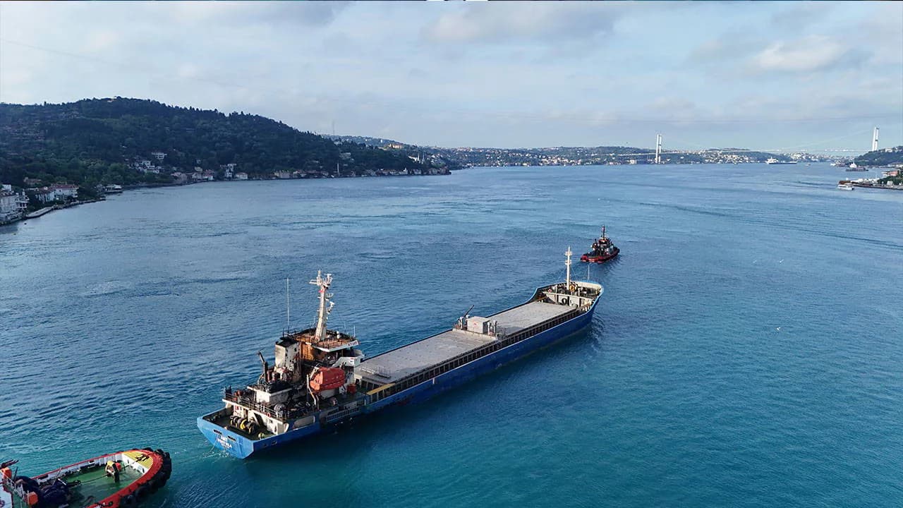 Savaş Bölgesinden Türkiye'ye Getirildi: Dron Saldırısına Uğrayan 'ANT' Gemisi İstanbul'da Savaş Bölgesinden Türkiye'ye Getirildi: Dron Saldırısına Uğrayan 'ANT' Gemisi İstanbul'da