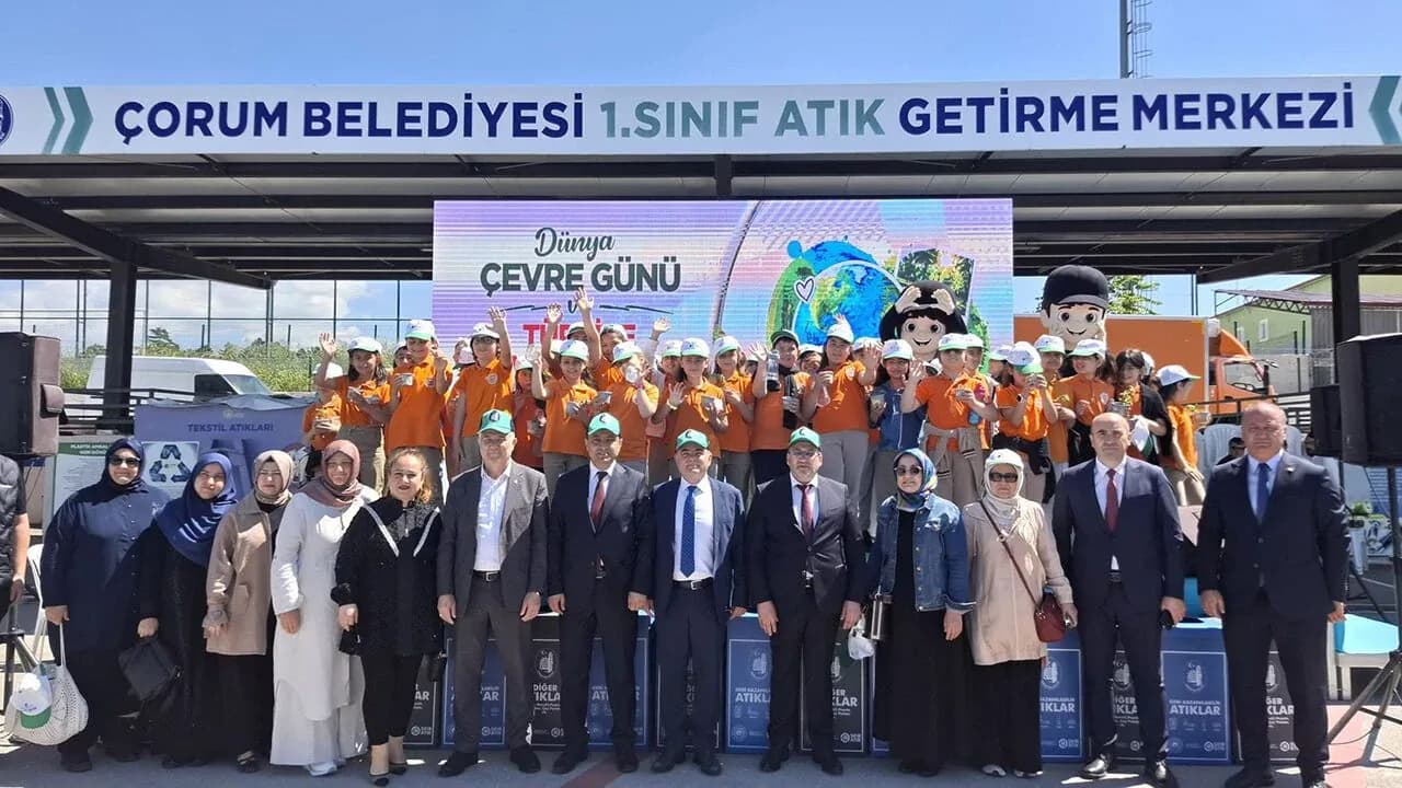 Çorum'da Gelecek Nesiller İçin Sıfır Atık Seferberliği Çorum'da Gelecek Nesiller İçin Sıfır Atık Seferberliği