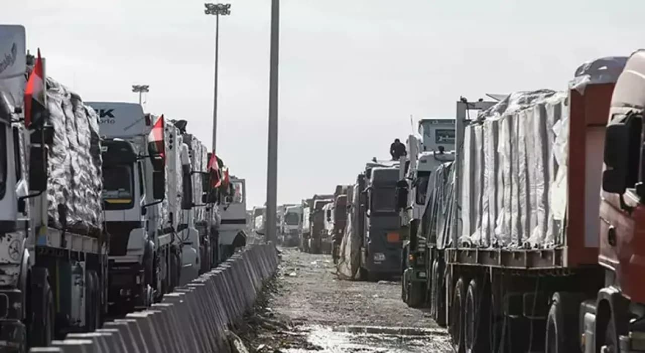 İsrail, Gazze'nin Kuzeyindeki Zikim Siznır Kapısı'nı İnsani Yardım İçin Açacak İsrail, Gazze'nin Kuzeyindeki Zikim Siznır Kapısı'nı İnsani Yardım İçin Açacak