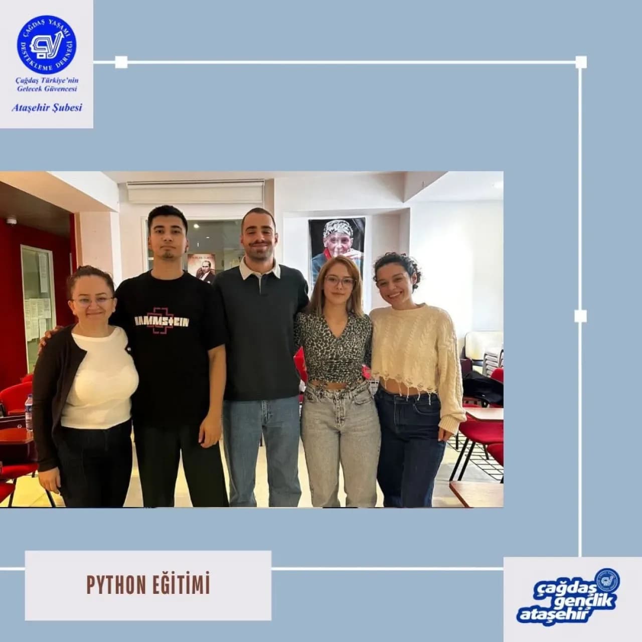 Çağdaş Gençlik Atakent'te Python ve Java Eğitimleri Başladı Çağdaş Gençlik Atakent'te Python ve Java Eğitimleri Başladı