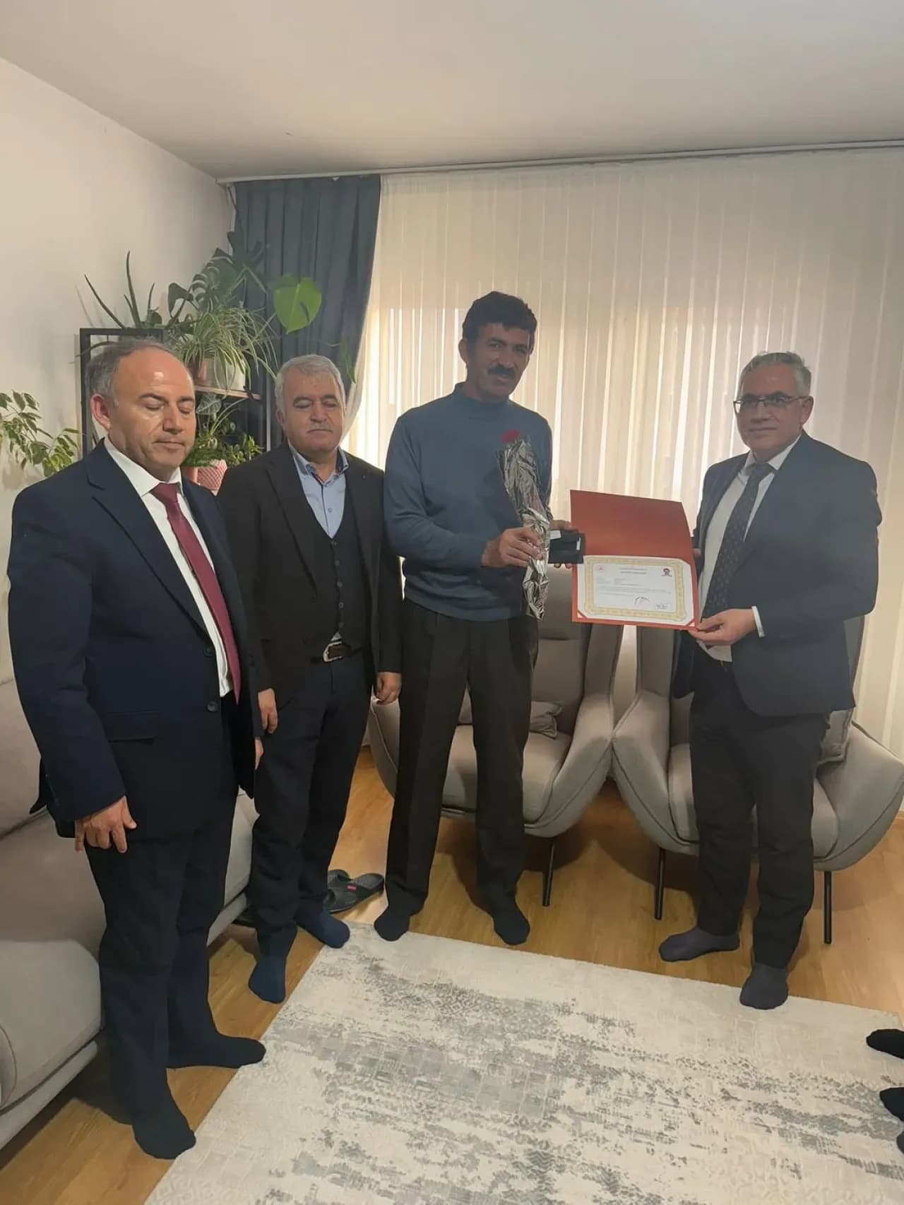Meliha Hasanali Bostan Çubuk Fen Lisesi Öğretmeni Bünyamin Aktaş Ziyaret Edildi Meliha Hasanali Bostan Çubuk Fen Lisesi Öğretmeni Bünyamin Aktaş Ziyaret Edildi