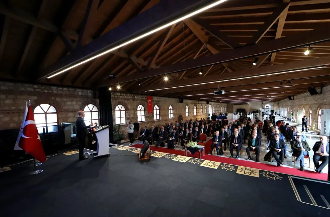 Üniversitelerin Dönüşümü için Araştırma Üniversiteleri Toplantısı Düzenlendi Üniversitelerin Dönüşümü için Araştırma Üniversiteleri Toplantısı Düzenlendi