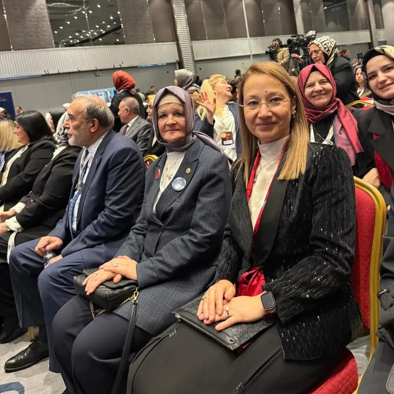 Uluslararası Yerel Yönetimlerde Kadın Zirvesi'nde Kadınların Güçlendirilmesi Vurgulandı Uluslararası Yerel Yönetimlerde Kadın Zirvesi'nde Kadınların Güçlendirilmesi Vurgulandı