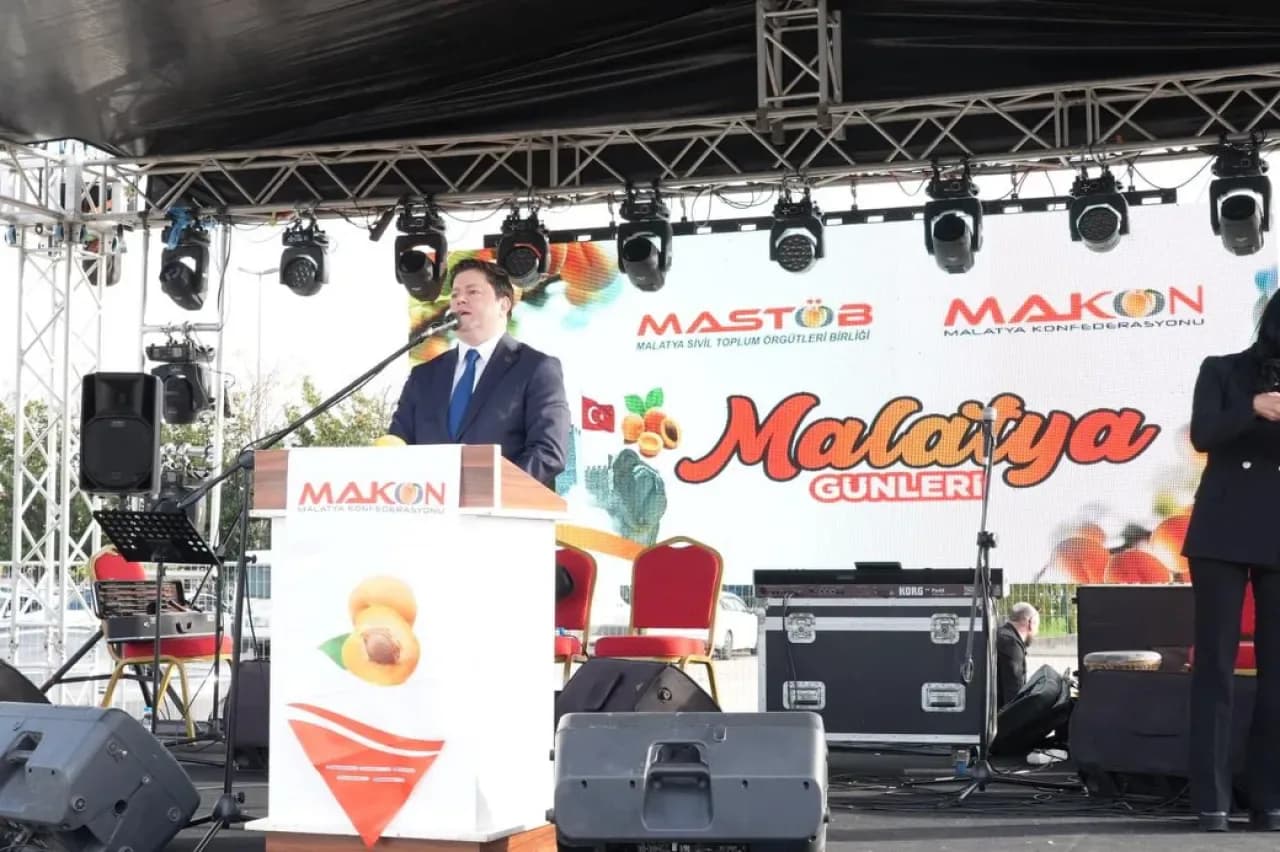 Kadıköy Belediye Başkanı Kosedaği, Malatya Günleri'nde Hemşehrilerle Buluştu Kadıköy Belediye Başkanı Kosedaği, Malatya Günleri'nde Hemşehrilerle Buluştu