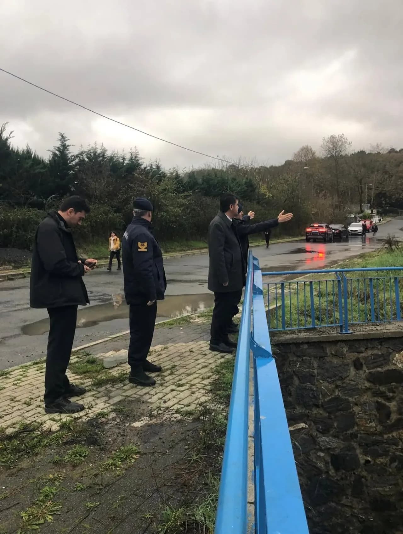 Sarıyer'de Aşırı Yağış Sonrası Su Taşkını: Kaymakam Kalaylı Bölgede İnceleme Yaptı Sarıyer'de Aşırı Yağış Sonrası Su Taşkını: Kaymakam Kalaylı Bölgede İnceleme Yaptı