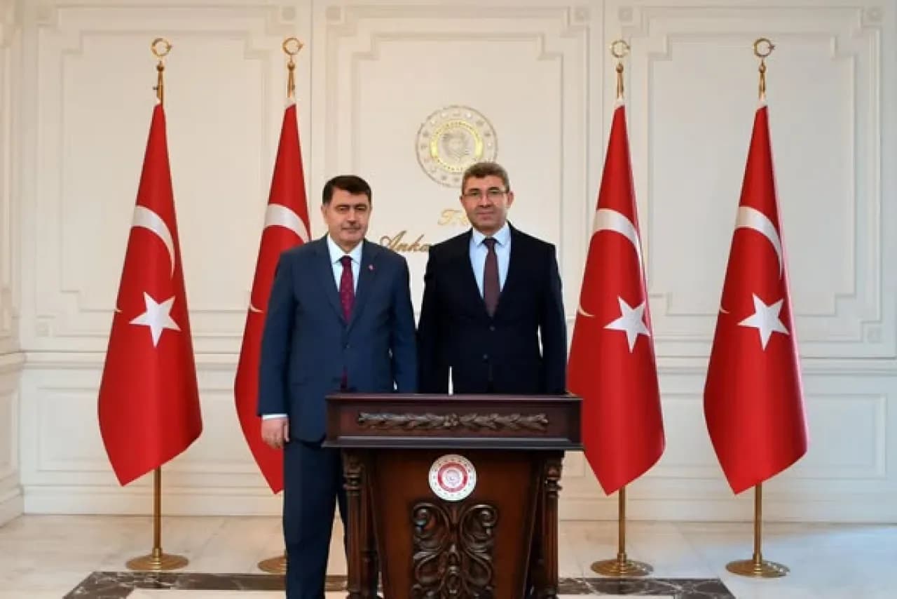 HSK Başkan Vekili Aydoğdu, Ankara Valisi Şahin'i Ziyaret Etti HSK Başkan Vekili Aydoğdu, Ankara Valisi Şahin'i Ziyaret Etti