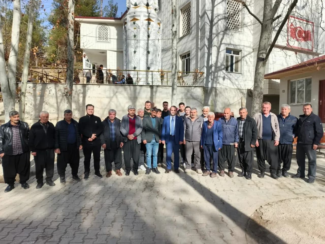 Saimbeyli Kaymakamı Emre Aydın, Himmetli ve Yardibi Mahallelerini Ziyaret Etti Saimbeyli Kaymakamı Emre Aydın, Himmetli ve Yardibi Mahallelerini Ziyaret Etti