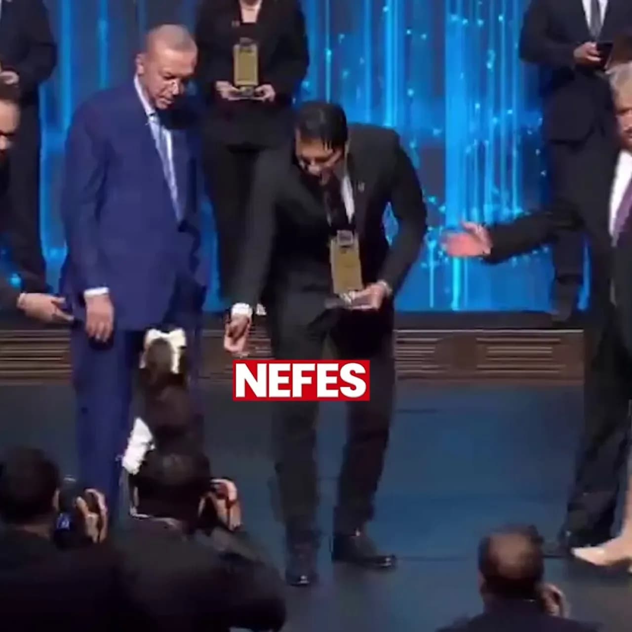 Cumhurbaşkanı Erdoğan, Bilim Ödülleri Töreni'nde Öğrencilere Harçlık Müjdesi Verdi Cumhurbaşkanı Erdoğan, Bilim Ödülleri Töreni'nde Öğrencilere Harçlık Müjdesi Verdi