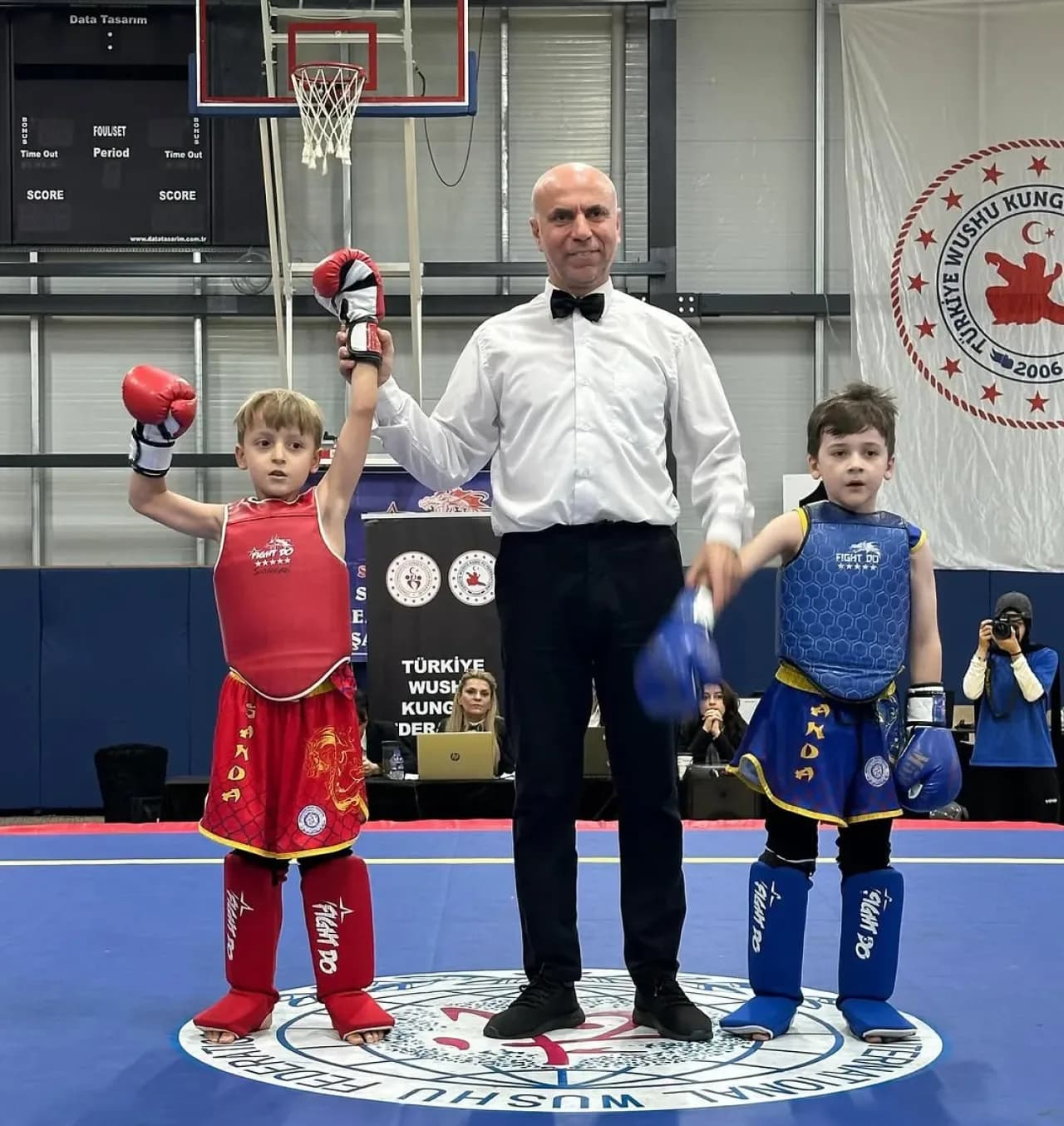Sultangazili Minik Sporcu Yusuf Aras Köse, Wushu Kungfu'da Türkiye İkincisi Oldu Sultangazili Minik Sporcu Yusuf Aras Köse, Wushu Kungfu'da Türkiye İkincisi Oldu