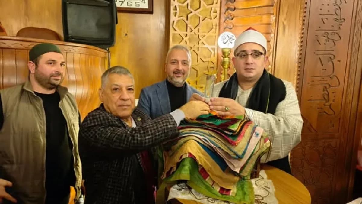 Oğuzeli'nde Mahmud Şehhat'ın Tilavetiyle Ramazi̇an'a Özel Manevi̇ Atmosfer Oğuzeli'nde Mahmud Şehhat'ın Tilavetiyle Ramazi̇an'a Özel Manevi̇ Atmosfer