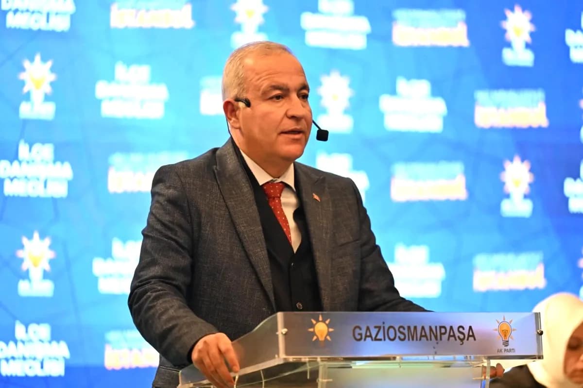 Gaziosmanpaşa AK Parti'de Yerel Yönetimler Toplantısı Gaziosmanpaşa AK Parti'de Yerel Yönetimler Toplantısı