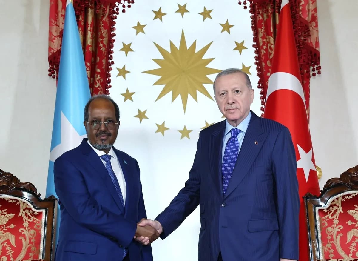 Erdoğan ve Somali Cumhurbaşkanı Enerji ve Ticaret İş Birliğini Görüştü Erdoğan ve Somali Cumhurbaşkanı Enerji ve Ticaret İş Birliğini Görüştü
