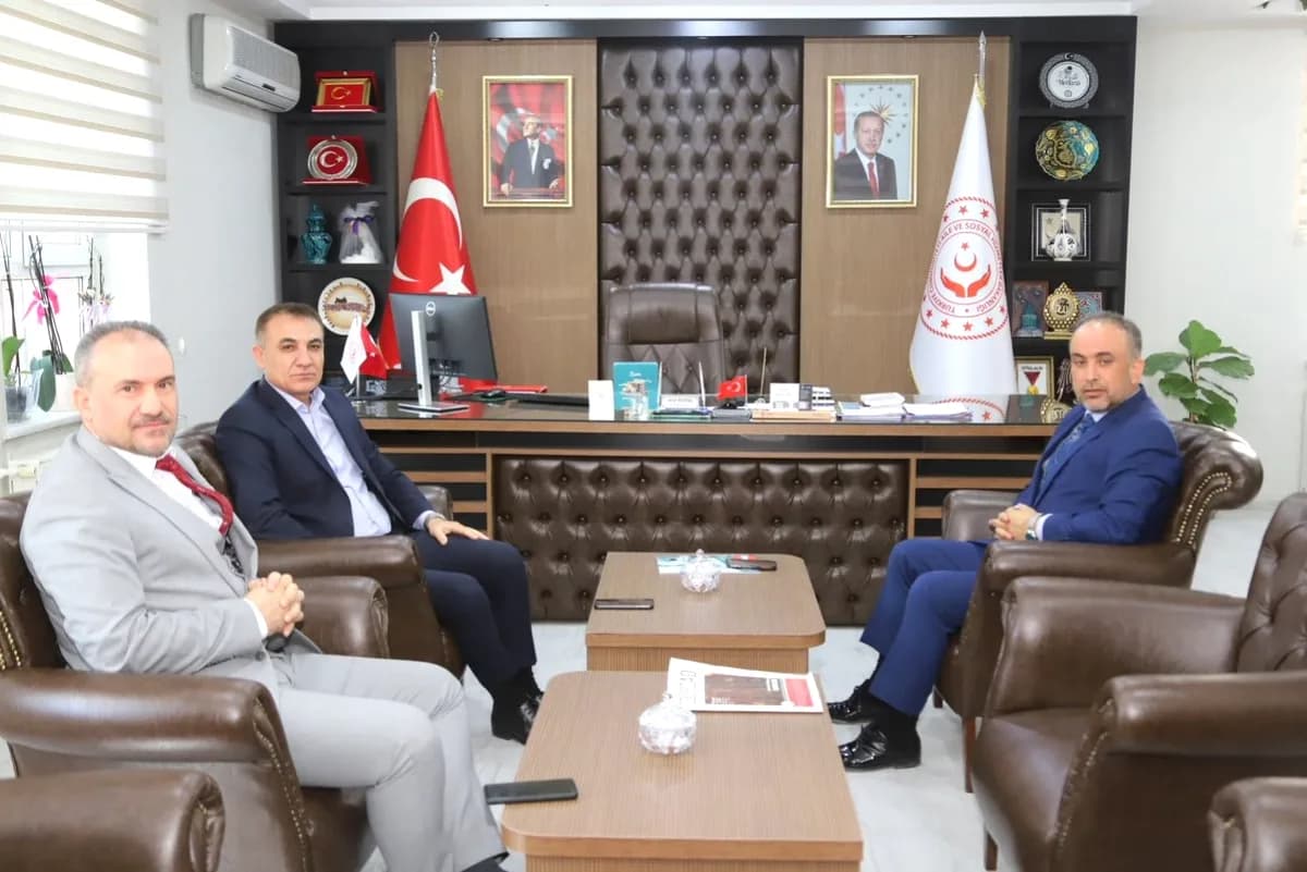 Konya'da Tarım ve Sosyal Hizmetler İş Birliği İçin Görüşme Konya'da Tarım ve Sosyal Hizmetler İş Birliği İçin Görüşme