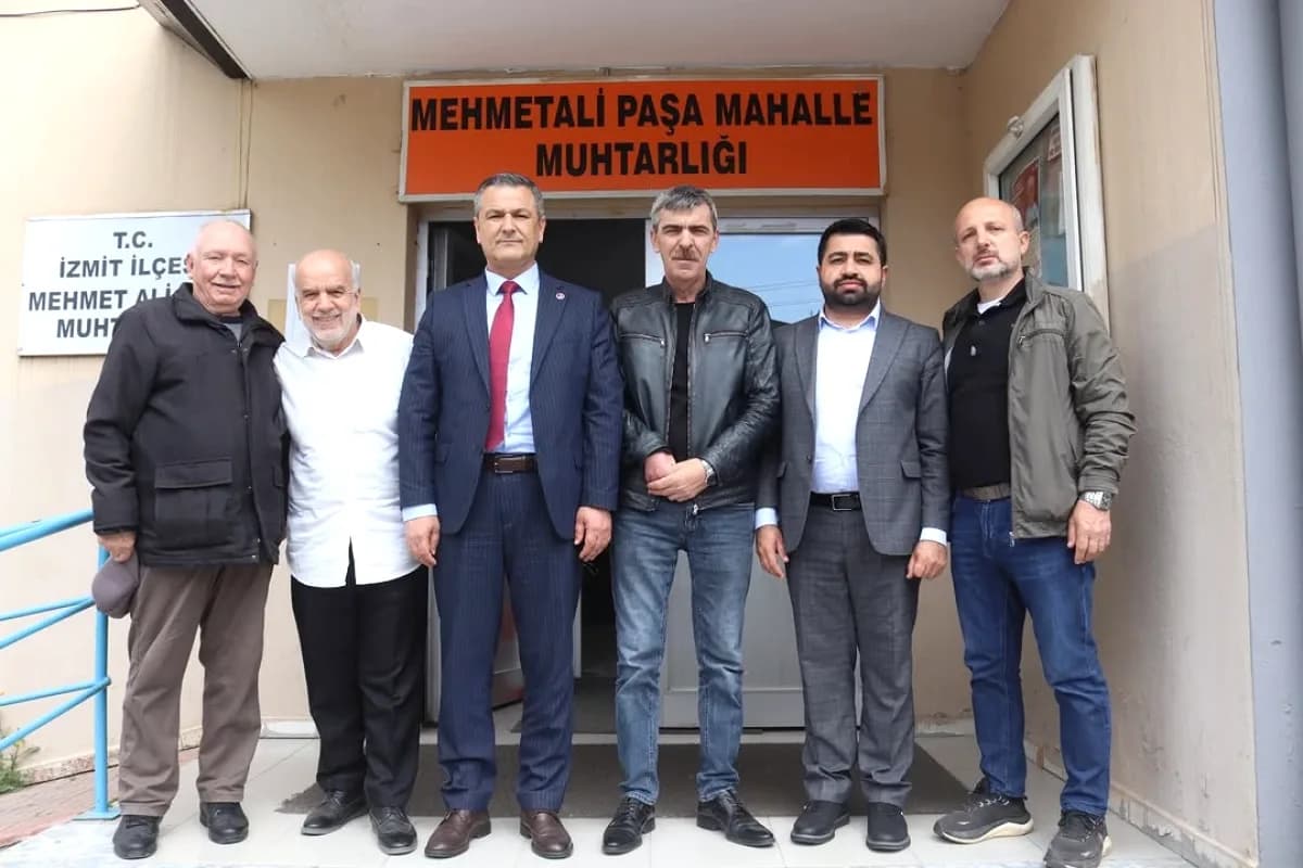 İzmit'te Muhtar Ziyaretleri: Mahalle İhtiyaçları Masaya Yatırıldı İzmit'te Muhtar Ziyaretleri: Mahalle İhtiyaçları Masaya Yatırıldı