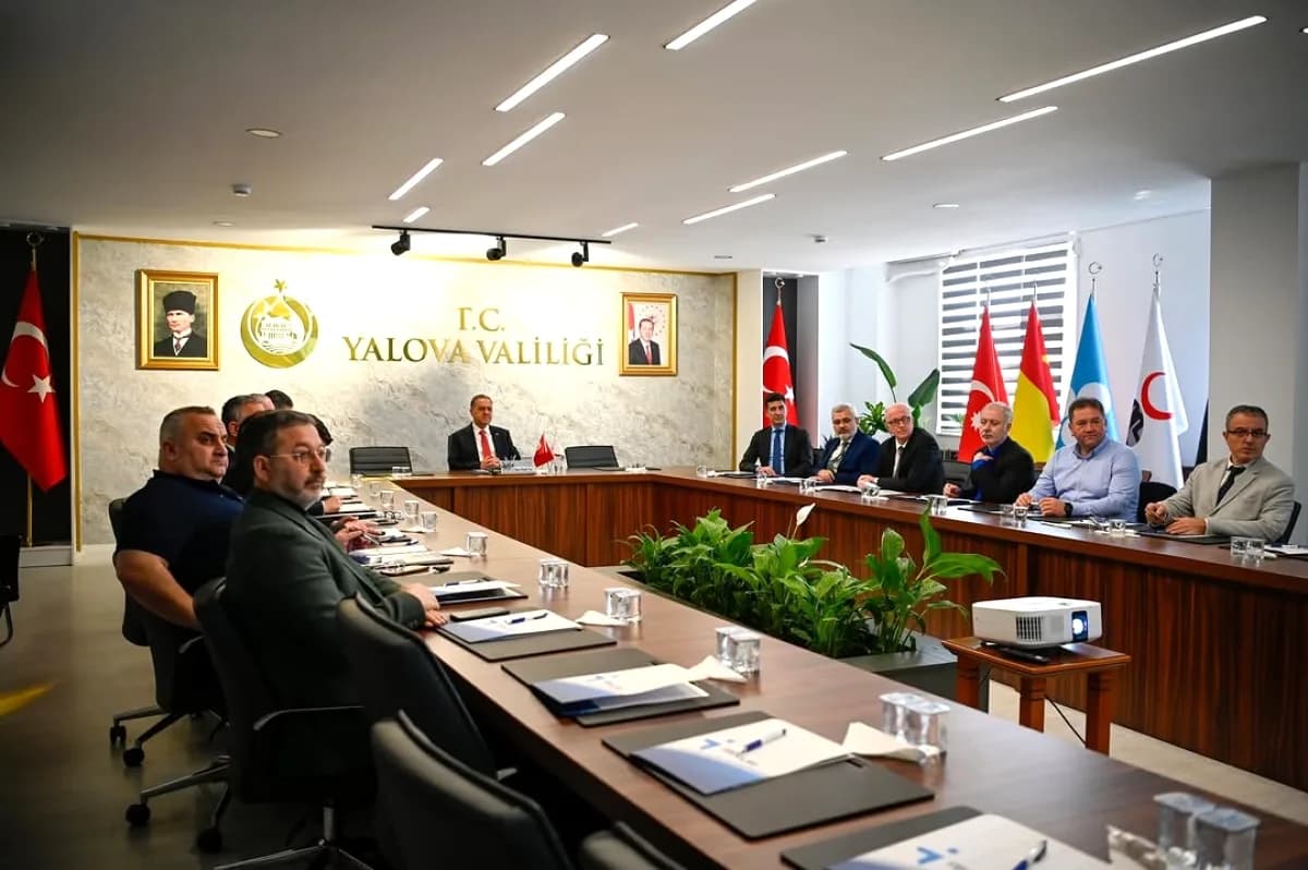 Yalova'da İstihdam Kurulu Toplantısı Yapıldı: Meclis Üyesi Tutuğ Katıldı Yalova'da İstihdam Kurulu Toplantısı Yapıldı: Meclis Üyesi Tutuğ Katıldı
