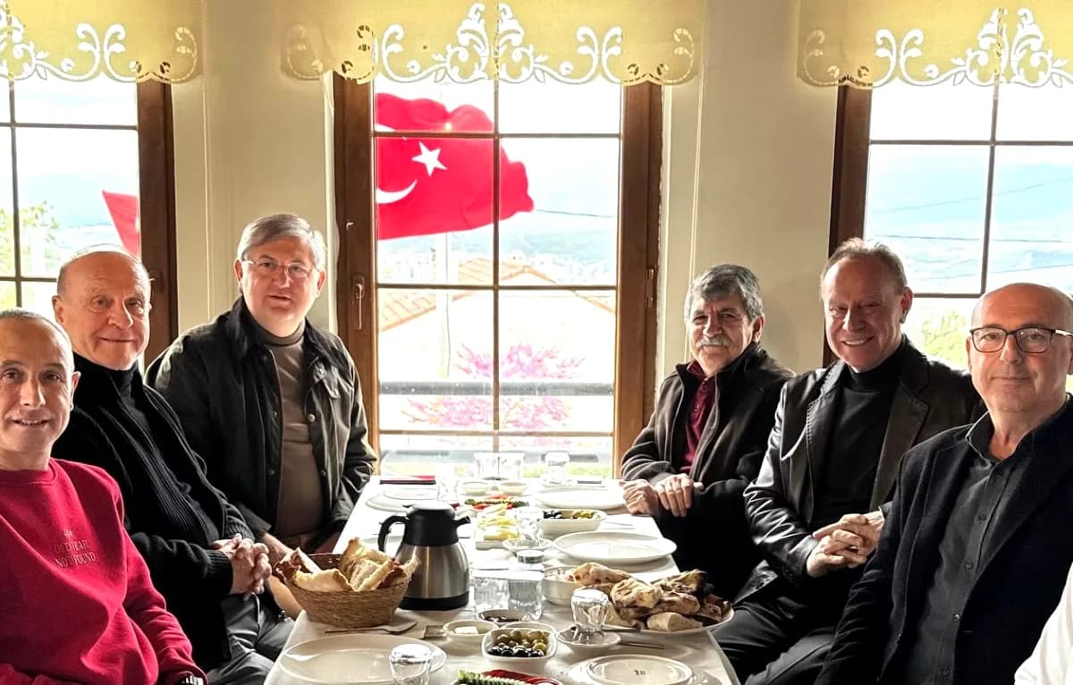 Kocaeli'de Manav Kültürü İçin Önemli Buluşma: Milletvekilleri Sepetçi'de Kocaeli'de Manav Kültürü İçin Önemli Buluşma: Milletvekilleri Sepetçi'de