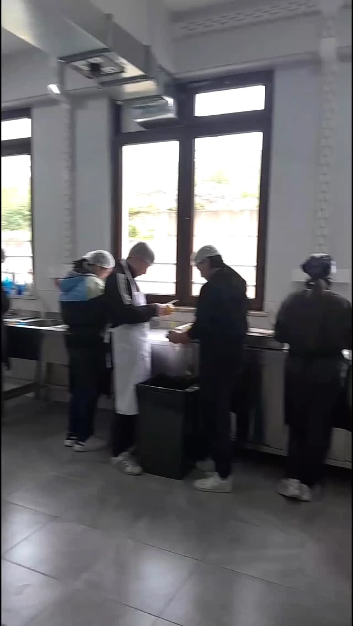 Armutlu'da Aile-Okul İş Birliğiyle Gözleme Etkinliği Armutlu'da Aile-Okul İş Birliğiyle Gözleme Etkinliği