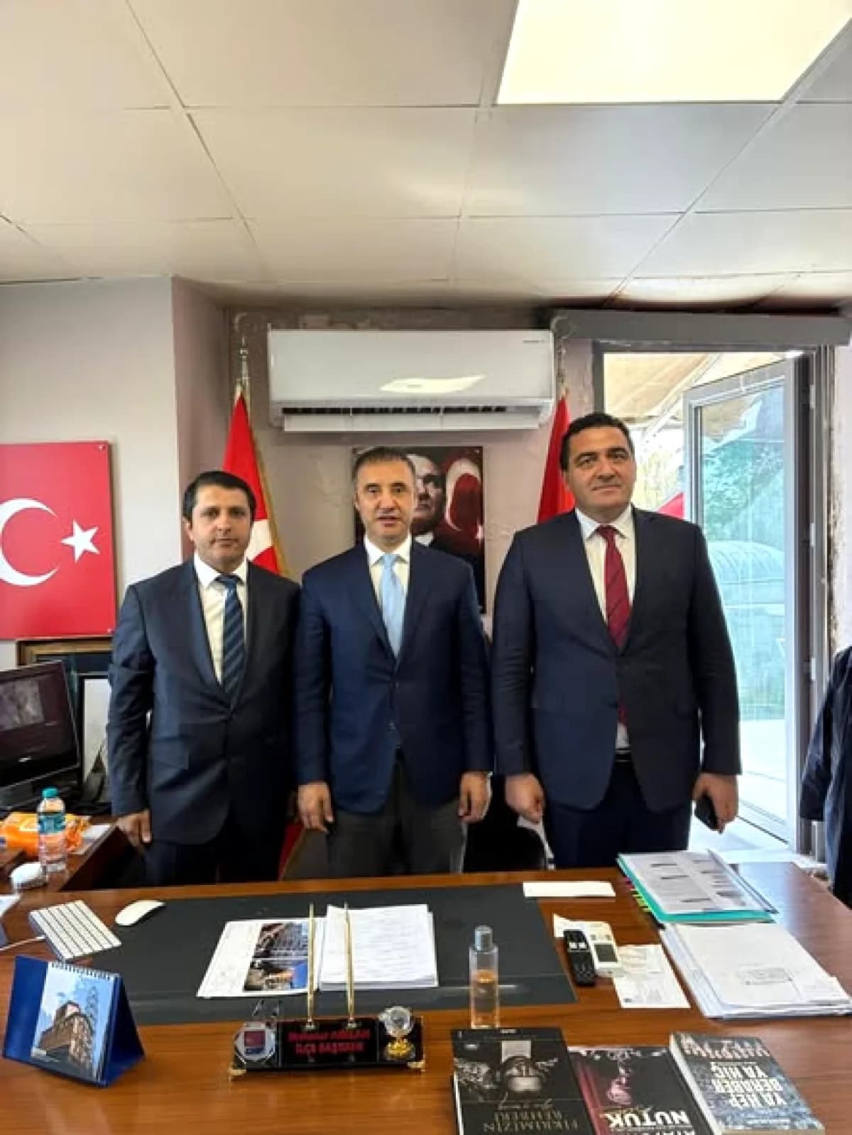 CHP'li Karasu'dan Beşiktaş'ta Yerel Yönetim ve Esnaf Ziyaretleri CHP'li Karasu'dan Beşiktaş'ta Yerel Yönetim ve Esnaf Ziyaretleri