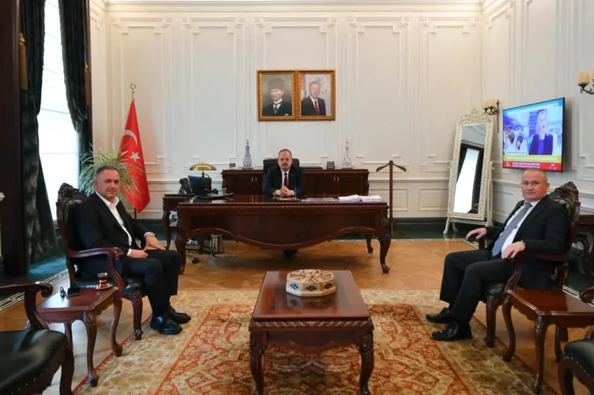 Ankara Valisi'nden Sektör Temsilcilerine Makam Ziyareti Ankara Valisi'nden Sektör Temsilcilerine Makam Ziyareti