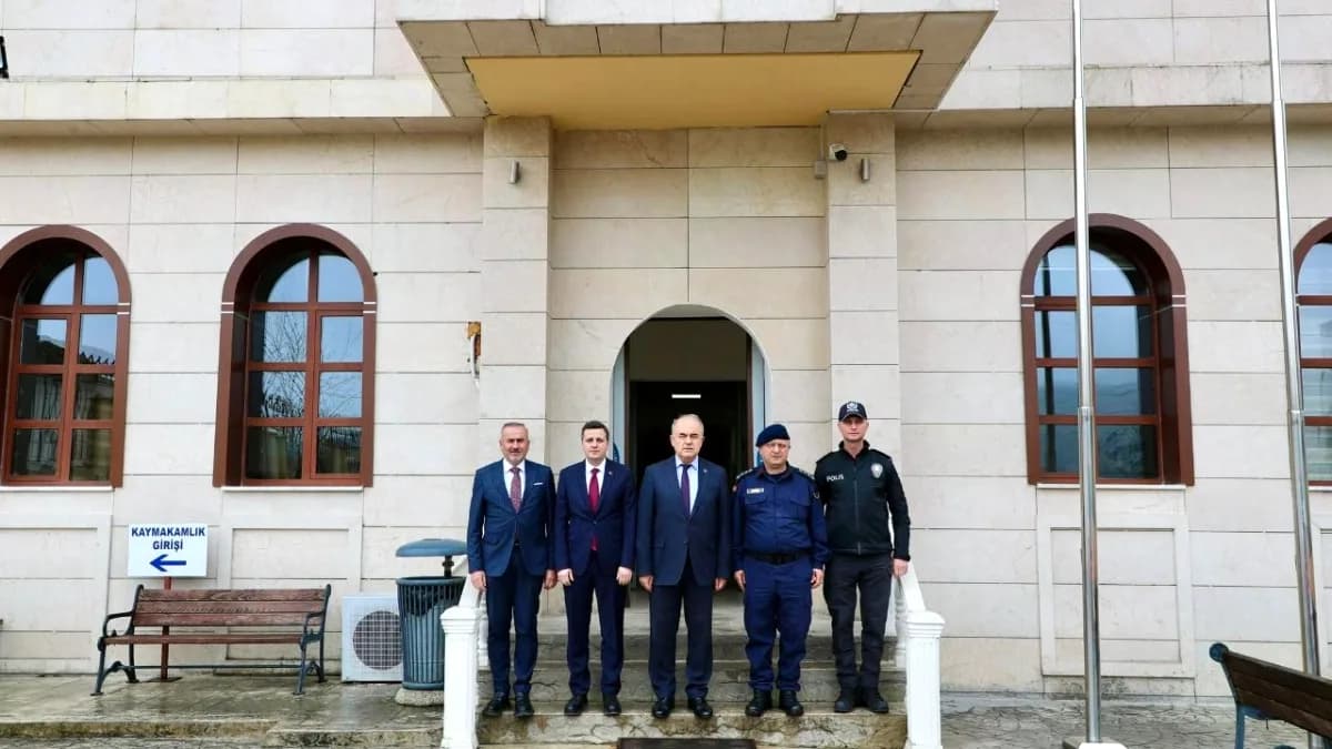Ordu Valisi Korgan ve Kumru'da Yeni Belediye Binası Arazisini İnceledi Ordu Valisi Korgan ve Kumru'da Yeni Belediye Binası Arazisini İnceledi