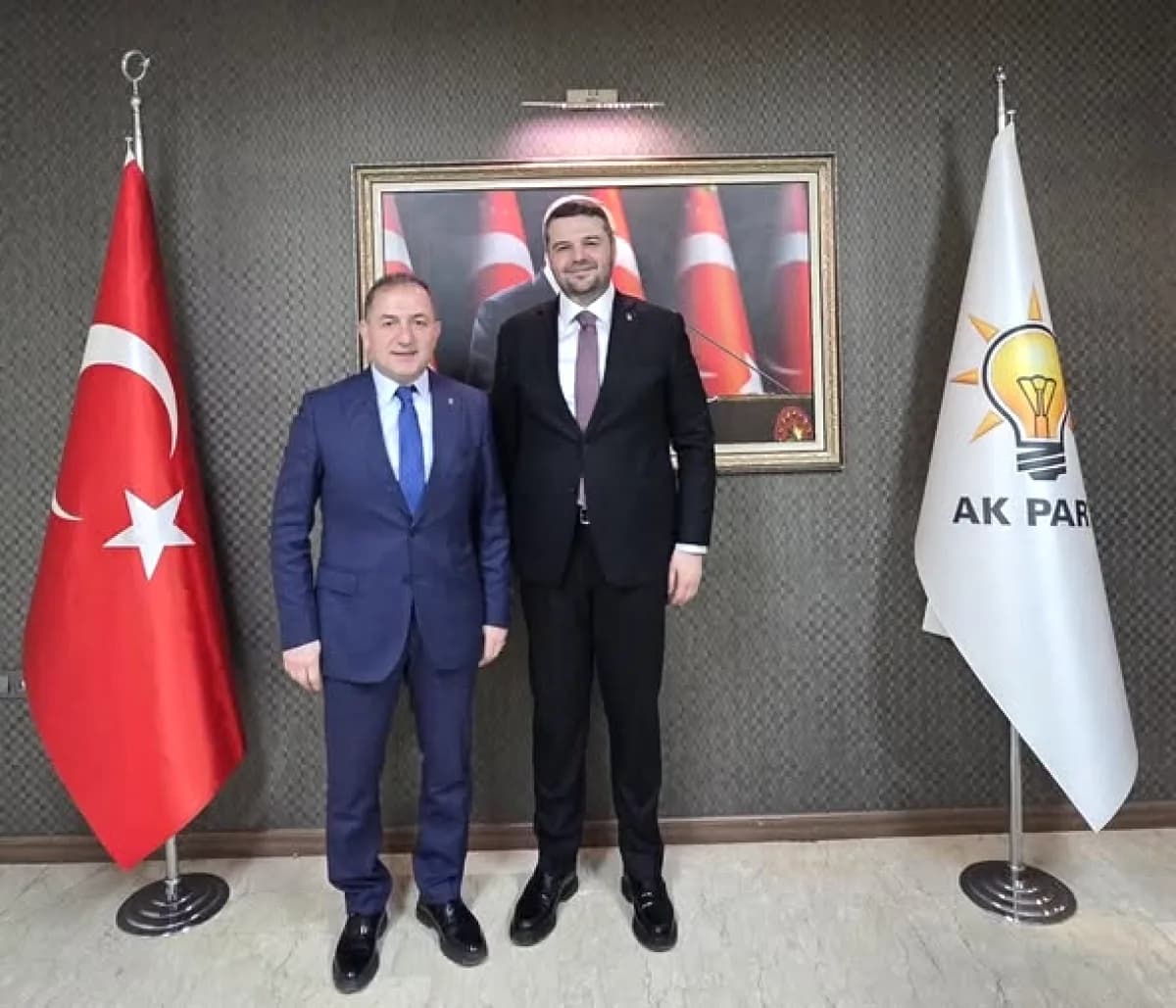 AK Parti Ardeşen ve Keçiören İlçe Başkanlıkları Arasında Nezaket Ziyareti AK Parti Ardeşen ve Keçiören İlçe Başkanlıkları Arasında Nezaket Ziyareti