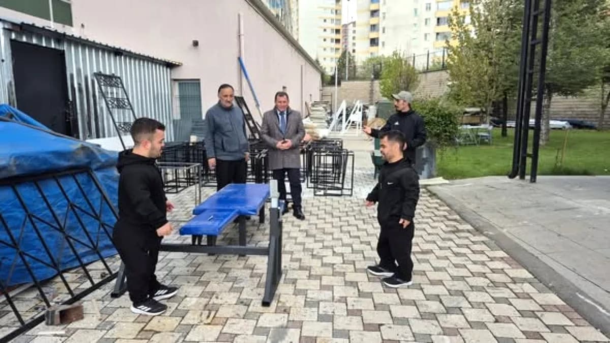 Paralimpik Şampiyonlardan Kayseri Gençlik ve Spor İl Müdürlüğü'ne Ziyaret Paralimpik Şampiyonlardan Kayseri Gençlik ve Spor İl Müdürlüğü'ne Ziyaret