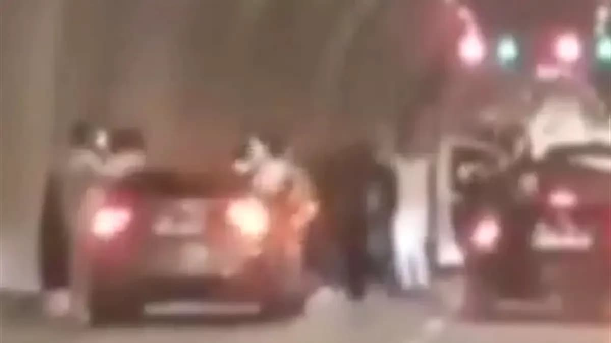 Gaziantep'te Tünelde Düğün Kutlaması Yapan Sürücülere 720 Bin TL Ceza Gaziantep'te Tünelde Düğün Kutlaması Yapan Sürücülere 720 Bin TL Ceza