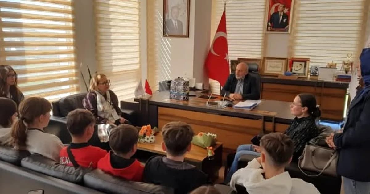 Arnavutköy BİLSEM'de Erasmus+ Romanya Ziyareti Arnavutköy BİLSEM'de Erasmus+ Romanya Ziyareti