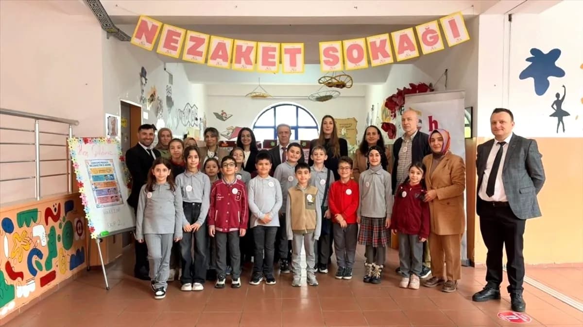 Of'ta Harezmi Eğitim Modeli İncelendi: Öğrenciler Artık Problem Çözücü Bireyler Of'ta Harezmi Eğitim Modeli İncelendi: Öğrenciler Artık Problem Çözücü Bireyler
