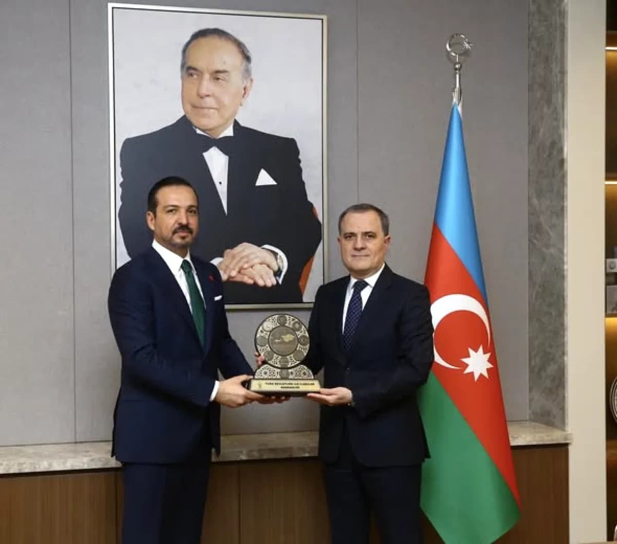 Kürşad Zorlu Azerbaycan Dışişleri Bakanı ile Bakü'de Görüştü Kürşad Zorlu Azerbaycan Dışişleri Bakanı ile Bakü'de Görüştü