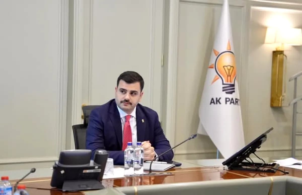 AK Parti İzmir Milletvekili İnan'dan Genel Sekreterlik Toplantısı Paylaşımı AK Parti İzmir Milletvekili İnan'dan Genel Sekreterlik Toplantısı Paylaşımı