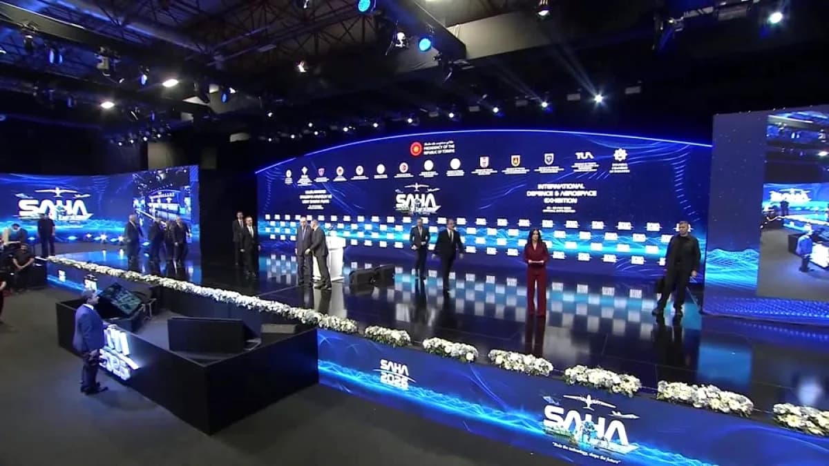 AK Partili Durmaz, SAHA EXPO 2026 Fuarı İçin İstanbul'da AK Partili Durmaz, SAHA EXPO 2026 Fuarı İçin İstanbul'da