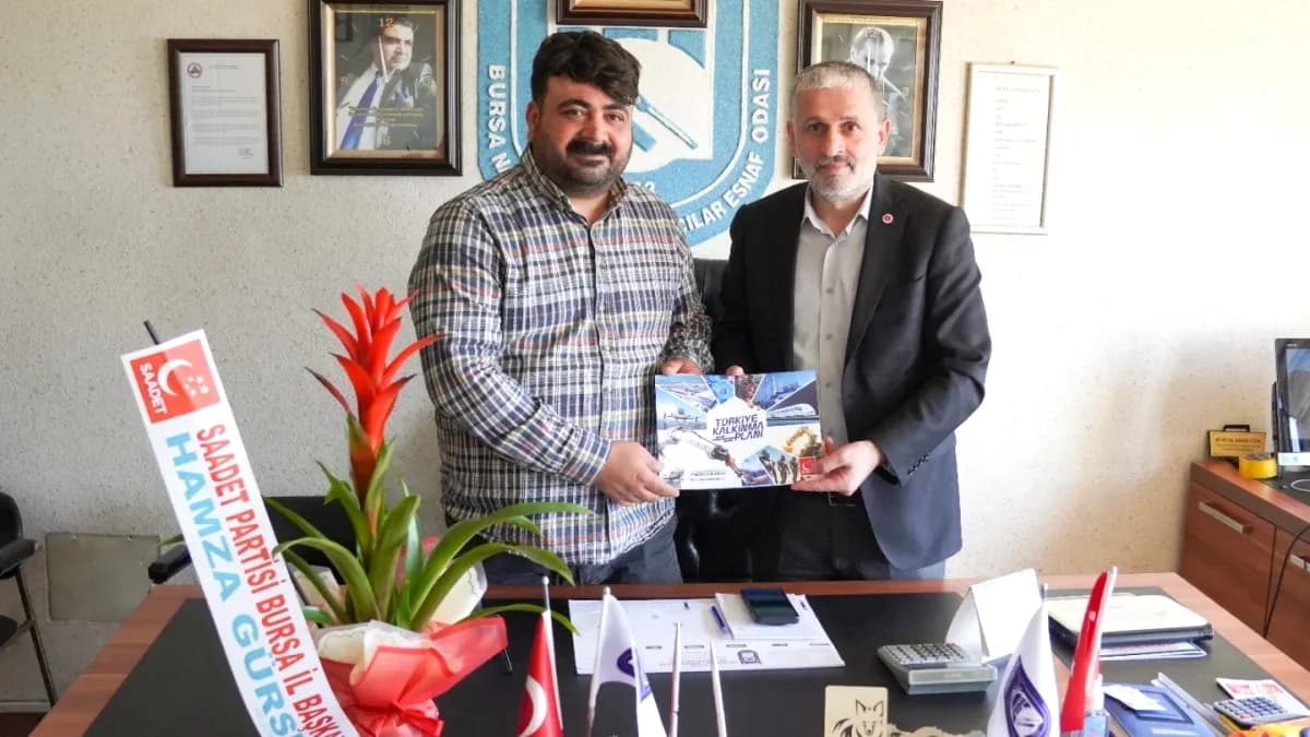 Saadet Partisi Bursa İl Başkanı, Esnaf Odasına Ziyaret Gerçekleştirdi Saadet Partisi Bursa İl Başkanı, Esnaf Odasına Ziyaret Gerçekleştirdi