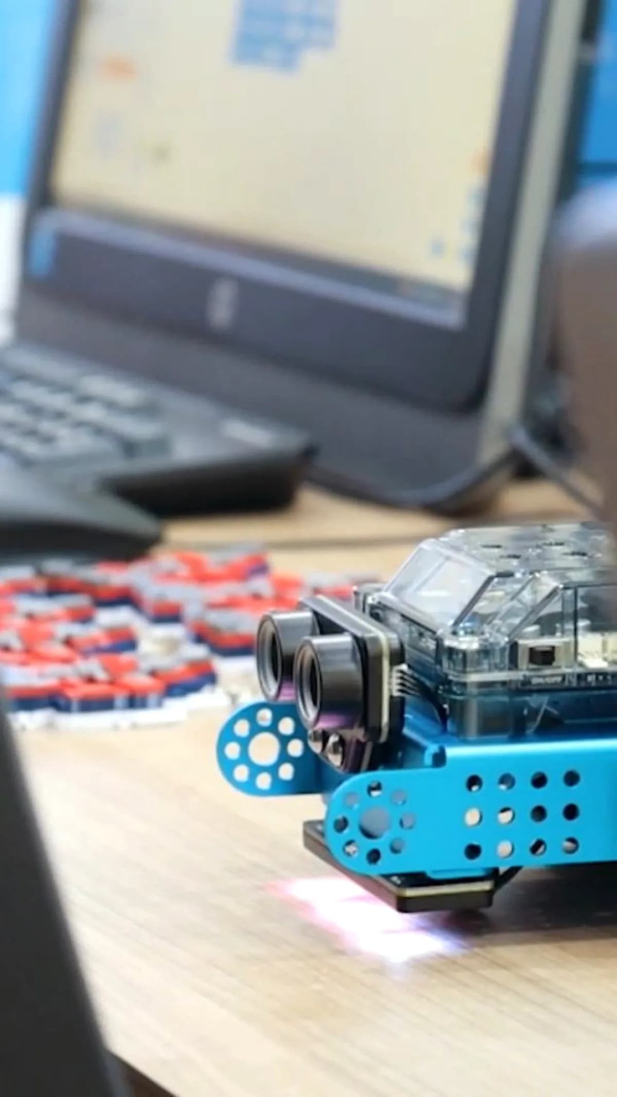 İzmit'te Gençler İçin Robotik Kodlama ve Yazılım Evi Bugün Açılıyor İzmit'te Gençler İçin Robotik Kodlama ve Yazılım Evi Bugün Açılıyor