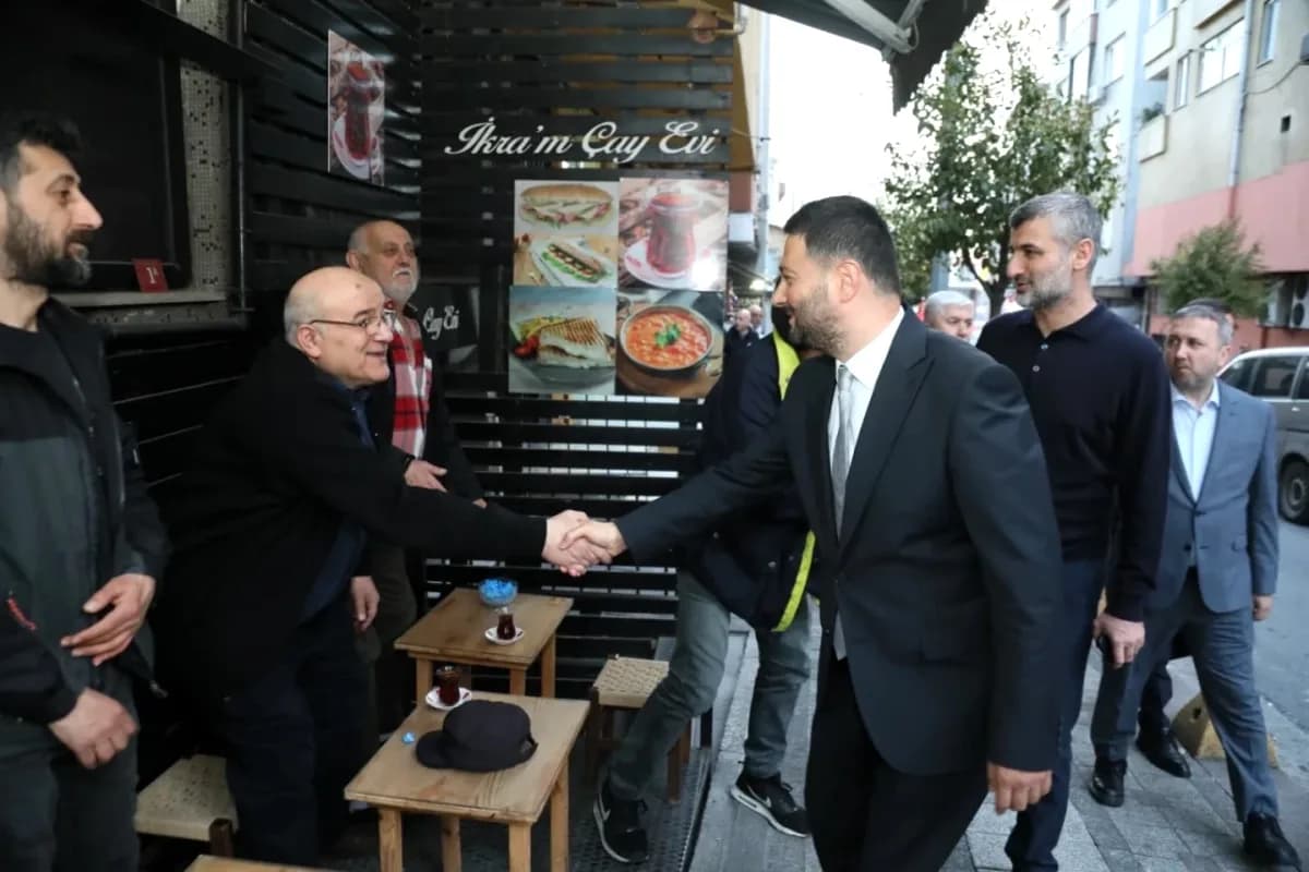 Mevlüt Öztekin Ortabayır'da esnaf ve vatandaşlarla buluştu Mevlüt Öztekin Ortabayır'da esnaf ve vatandaşlarla buluştu