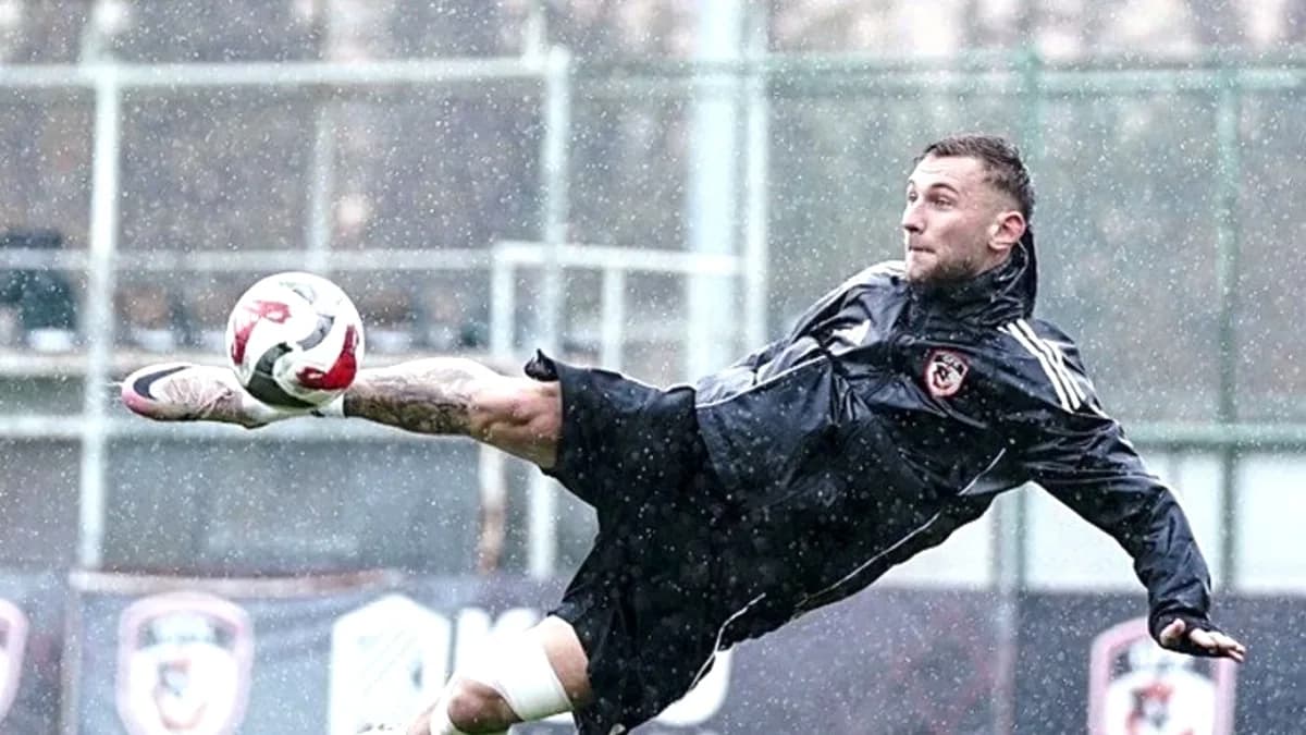 Gaziantep FK, Denis Drăguș'un Bonservisini Almaktan Vazgeçti! FCSB Devrede Gaziantep FK, Denis Drăguș'un Bonservisini Almaktan Vazgeçti! FCSB Devrede
