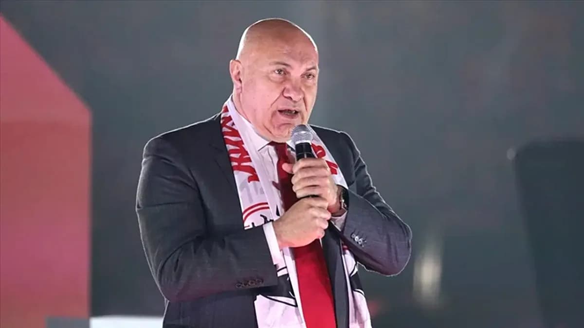 Samsunspor Başkanı'ndan Galatasaray Açıklaması Samsunspor Başkanı'ndan Galatasaray Açıklaması