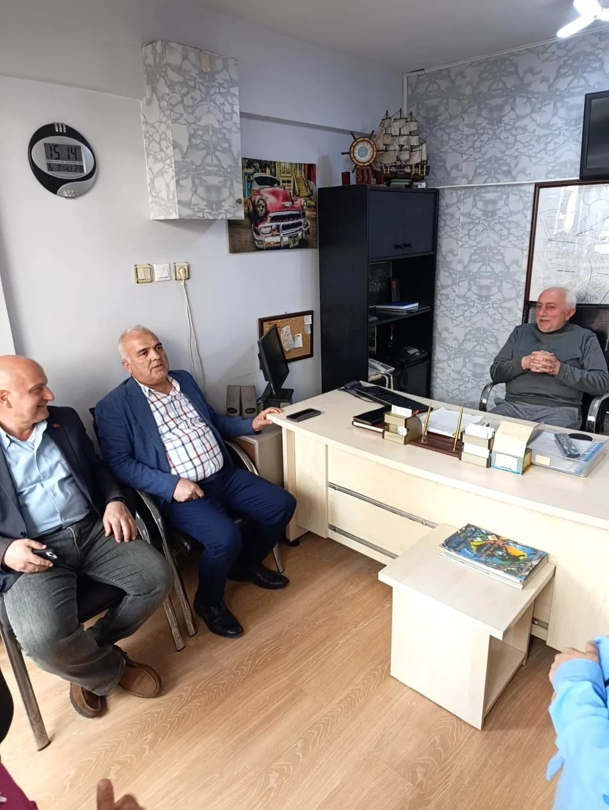 İAP Ümraniye Teşkilatı İstiklal Mahallesi Esnafını Ziyaret Etti İAP Ümraniye Teşkilatı İstiklal Mahallesi Esnafını Ziyaret Etti