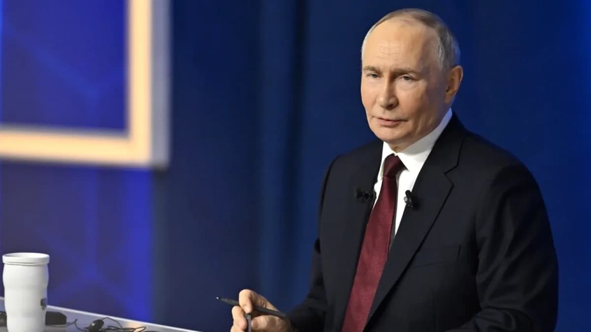 Putin'den Zelenskiy Açıklaması: 'Nihai Anlaşma İçin Görüşebiliriz' Putin'den Zelenskiy Açıklaması: 'Nihai Anlaşma İçin Görüşebiliriz'