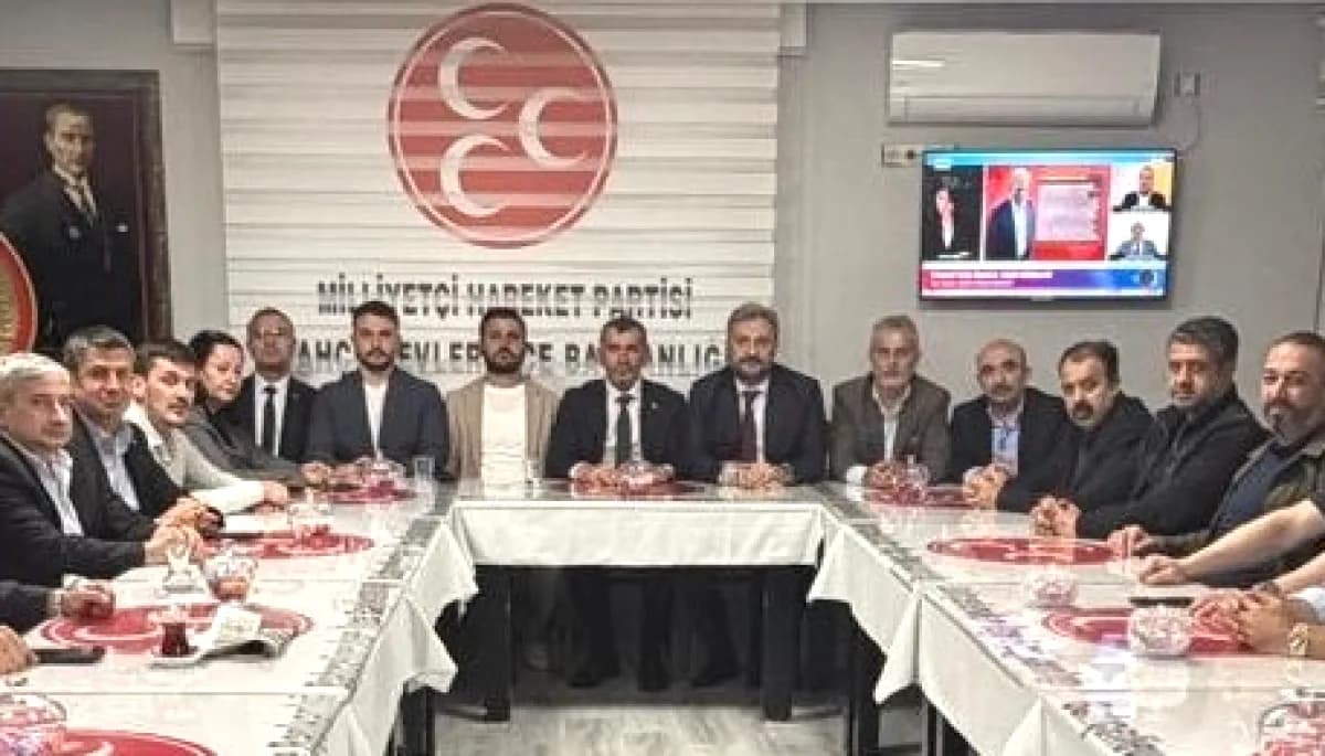 MHP Bahçelievler'de Teşkilatlanma Hamlesi: İlk Kongre ve Yol Haritası Belirlendi MHP Bahçelievler'de Teşkilatlanma Hamlesi: İlk Kongre ve Yol Haritası Belirlendi