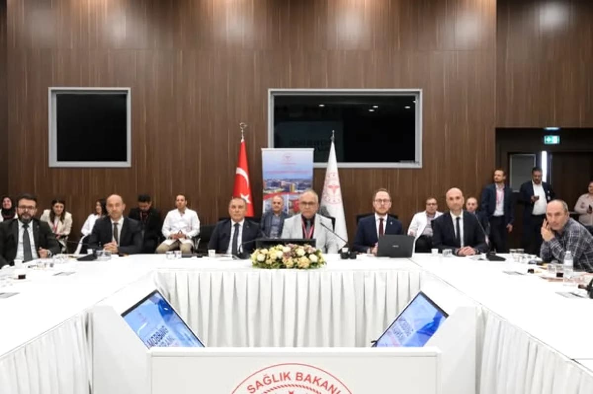 Ankara'da Sağlıkta Mobbing: Bilkent Şehir Hastanesi'nde Kritik Toplantı Ankara'da Sağlıkta Mobbing: Bilkent Şehir Hastanesi'nde Kritik Toplantı