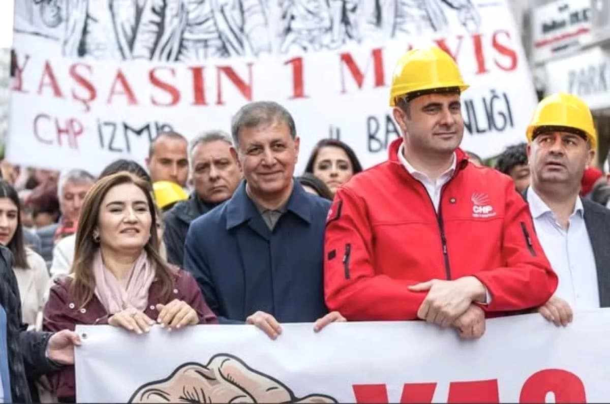 CHP İzmir Milletvekili Kılıç'tan 1 Mayıs Mesajı CHP İzmir Milletvekili Kılıç'tan 1 Mayıs Mesajı
