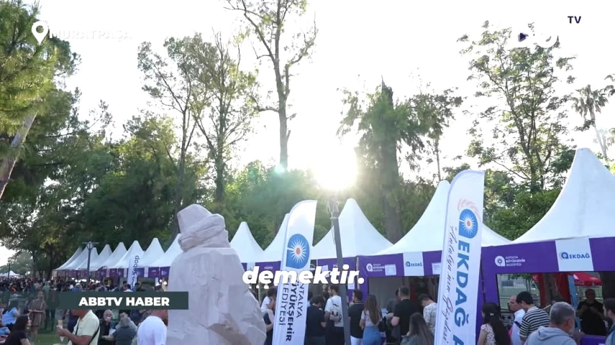 Antalya'nın Lezzet Buluşması FoodFestAntalya Coşkulu Bir Kapanış Yaptı Antalya'nın Lezzet Buluşması FoodFestAntalya Coşkulu Bir Kapanış Yaptı
