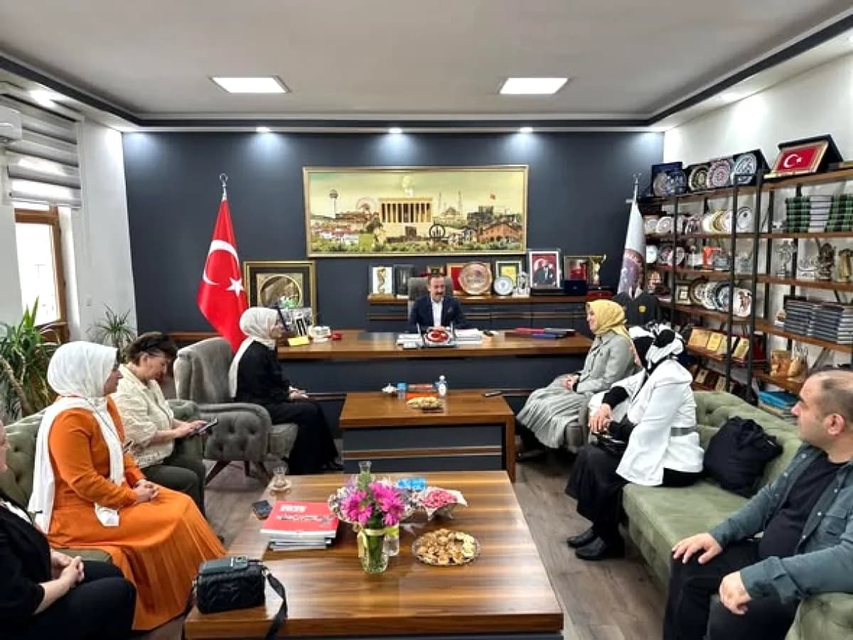 AK Parti Ankara Milletvekili Yıldız, Kızılcahamam Teşkilatını Ziyaret Etti AK Parti Ankara Milletvekili Yıldız, Kızılcahamam Teşkilatını Ziyaret Etti