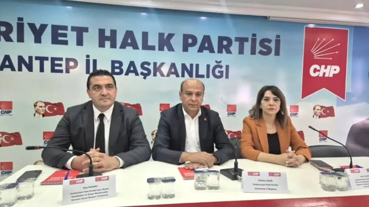Gamze Taşçıer Gaziantep'te CHP İl Başkanlığı'nı Ziyaret Etti Gamze Taşçıer Gaziantep'te CHP İl Başkanlığı'nı Ziyaret Etti