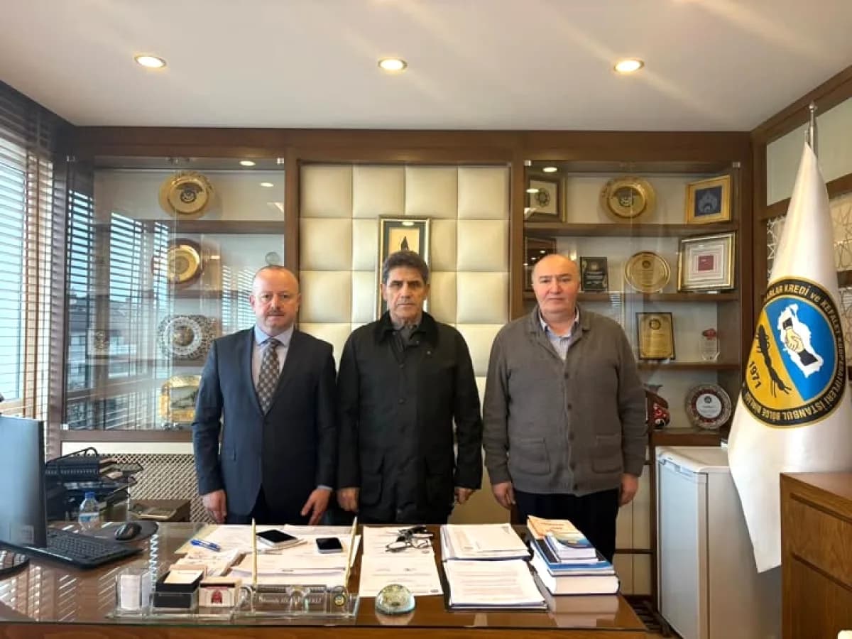 İstanbul Esnaf Birliği'nden Beşiktaş Kooperatifi'ne Dayanışma Ziyareti İstanbul Esnaf Birliği'nden Beşiktaş Kooperatifi'ne Dayanışma Ziyareti