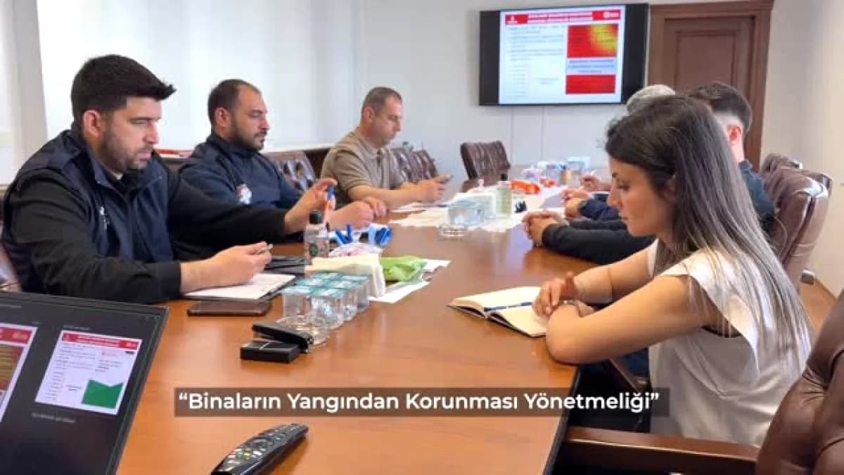 Şile ve Tuzla'dan Ortak Yangın Güvenliği Eğitimi Şile ve Tuzla'dan Ortak Yangın Güvenliği Eğitimi