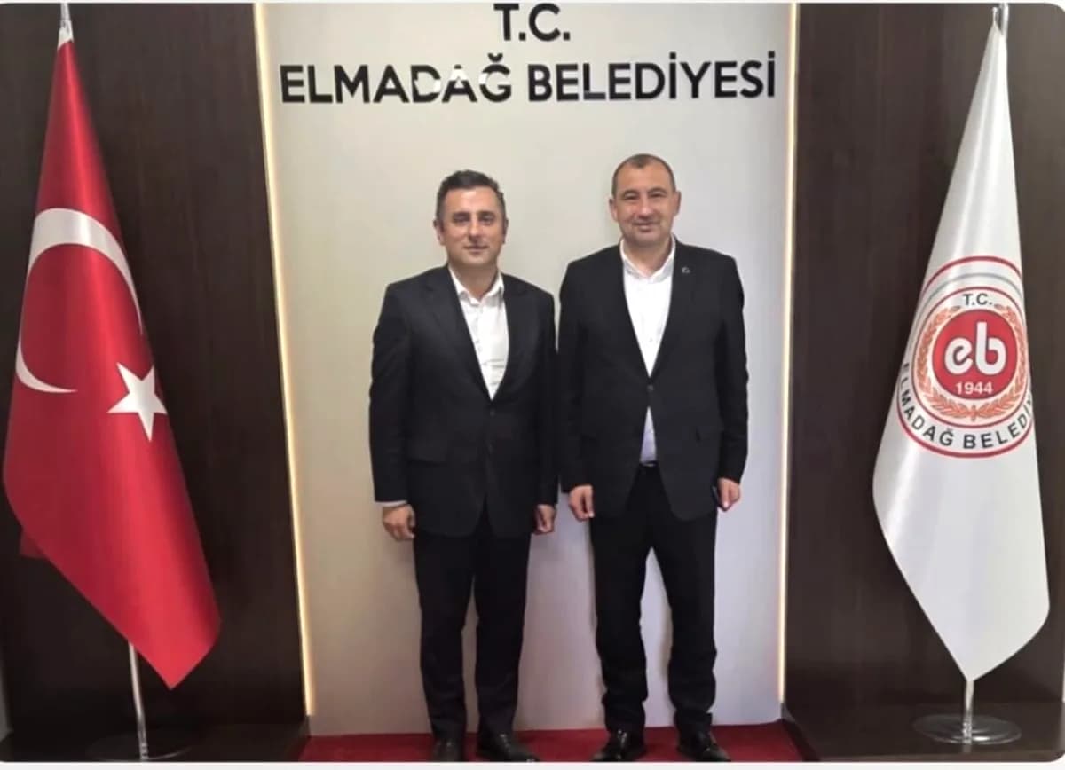 CHP İlçe Başkanı Alankuş, Elmadağ Belediye Başkanı Aşkın'ı Ziyaret Etti CHP İlçe Başkanı Alankuş, Elmadağ Belediye Başkanı Aşkın'ı Ziyaret Etti