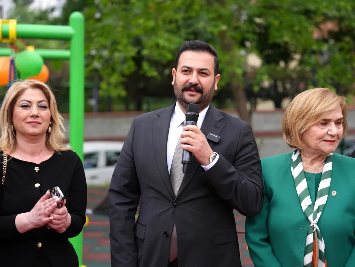 Ataşehir'de Engelsiz Yaşam Parkı Hizmete Açıldı Ataşehir'de Engelsiz Yaşam Parkı Hizmete Açıldı